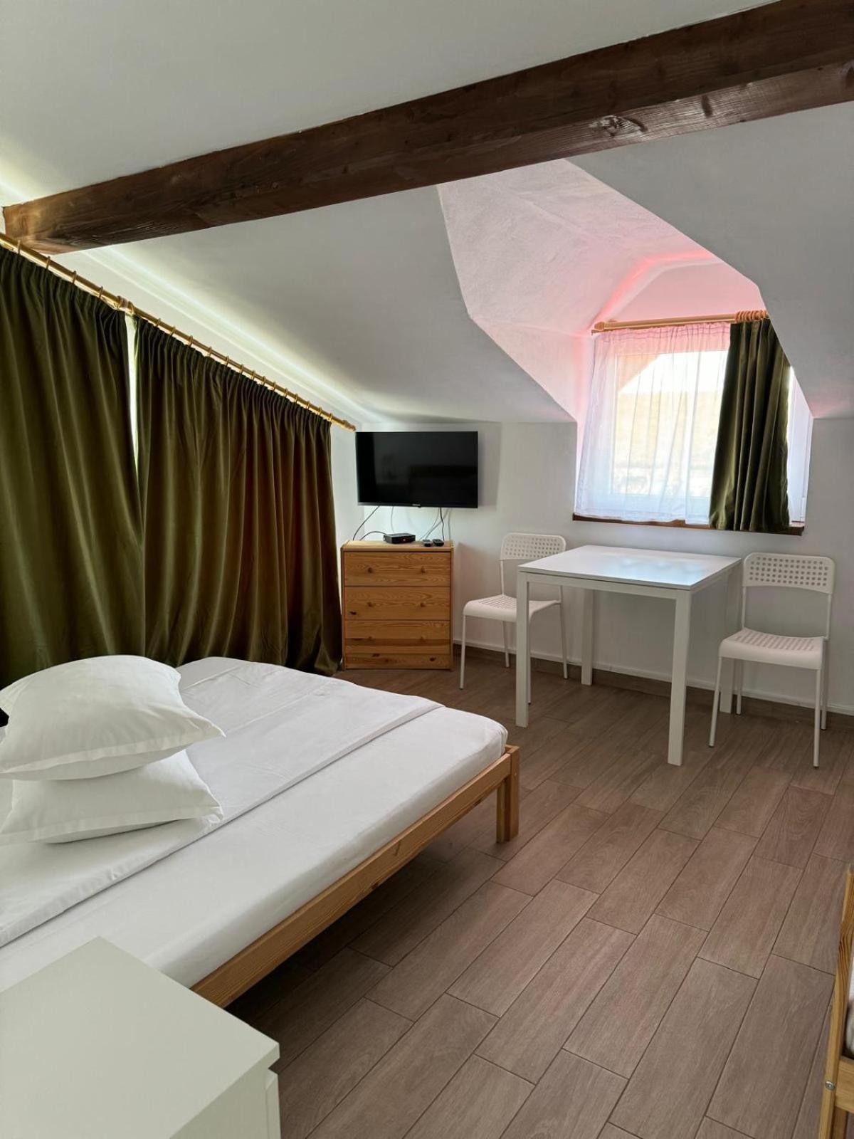 Casa De La Balta Hotel Rieni Ngoại thất bức ảnh